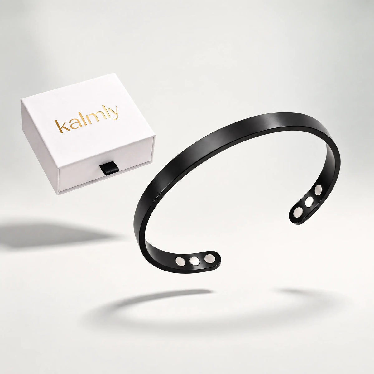 KALMLY Bracelet | Your  Natural Menopause Solution