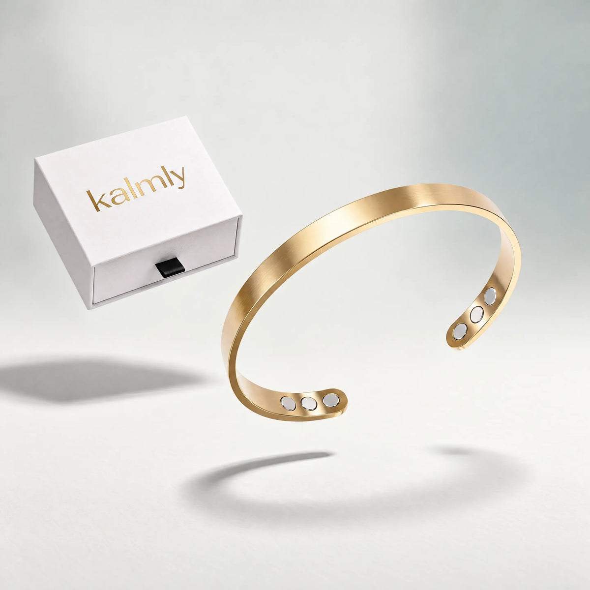 KALMLY Bracelet | Your  Natural Menopause Solution